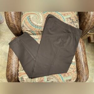 Talbots ladies classic side-zip slacks. EUC